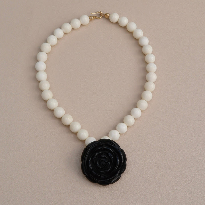 BLACK & WHITE ROSE NECKLACE