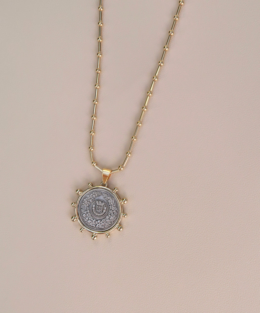ATLAS NECKLACE