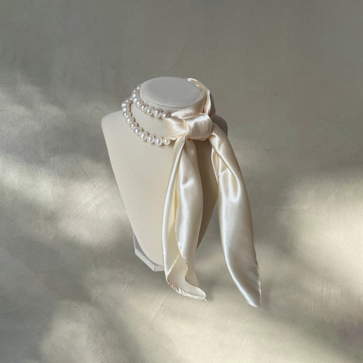 LUNA PEARL SCARF NECKLACE