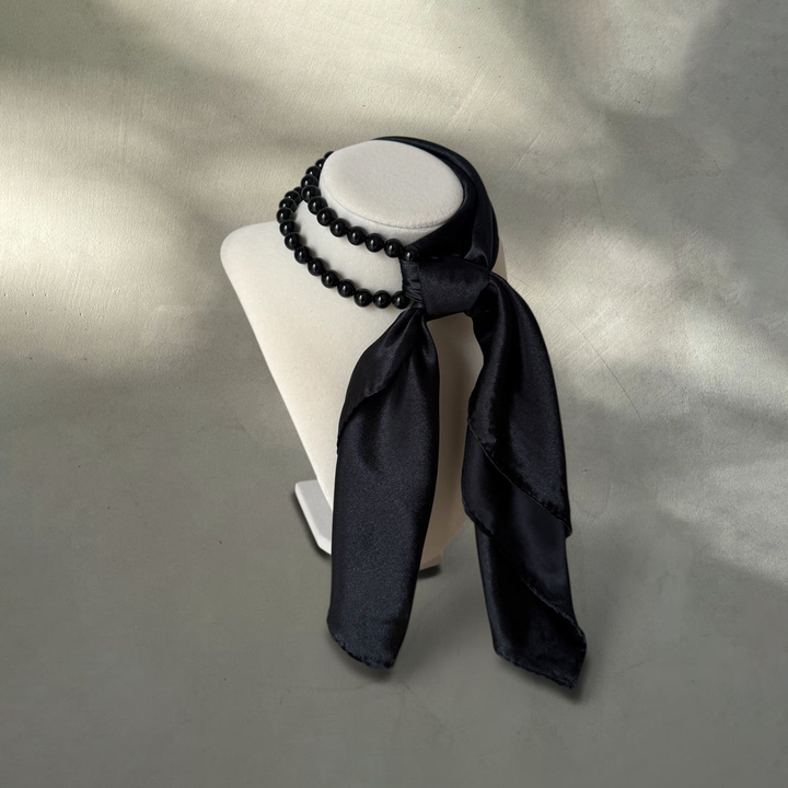 NOIR SCARF NECKLACE