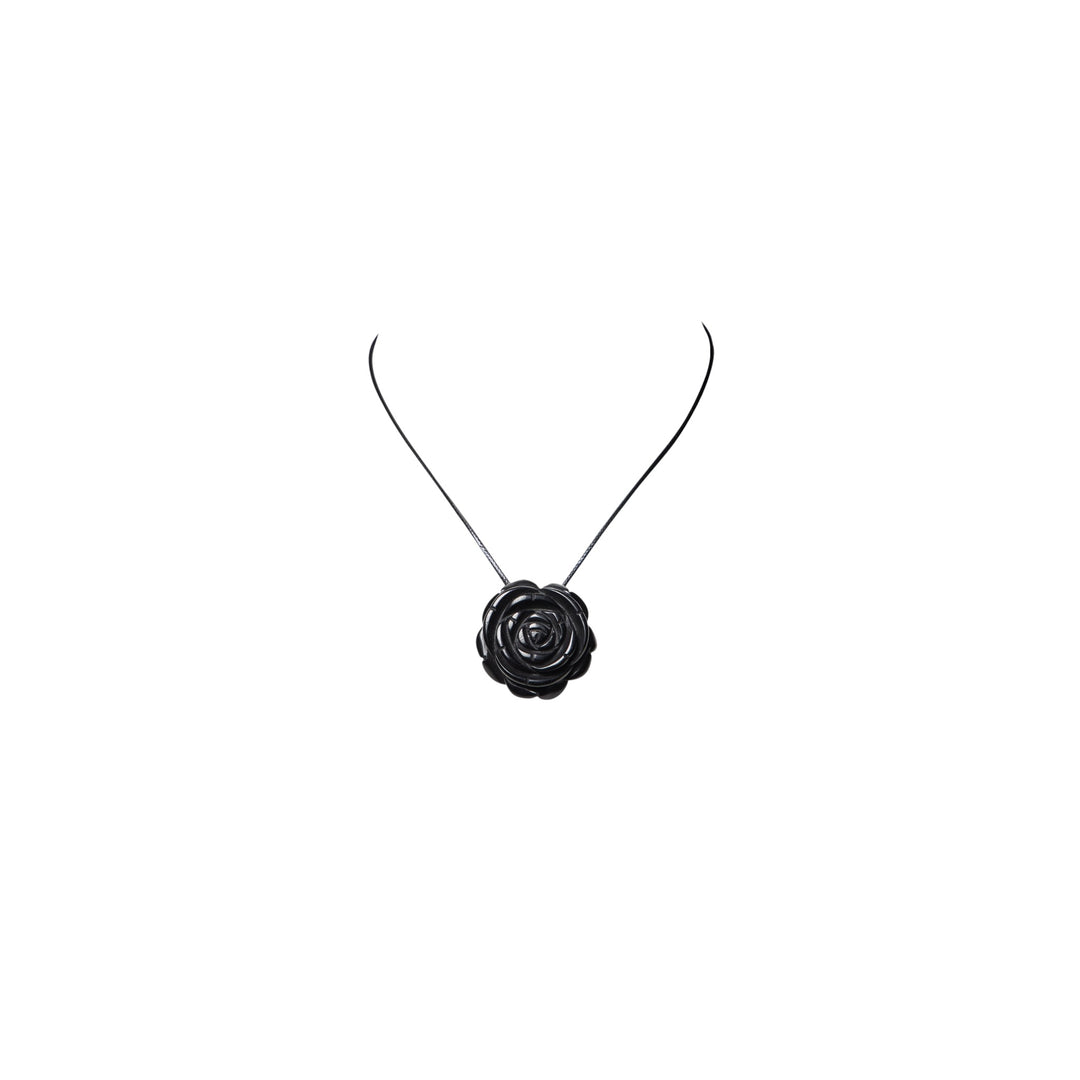 ROSALITA PENDANT NECKLACE