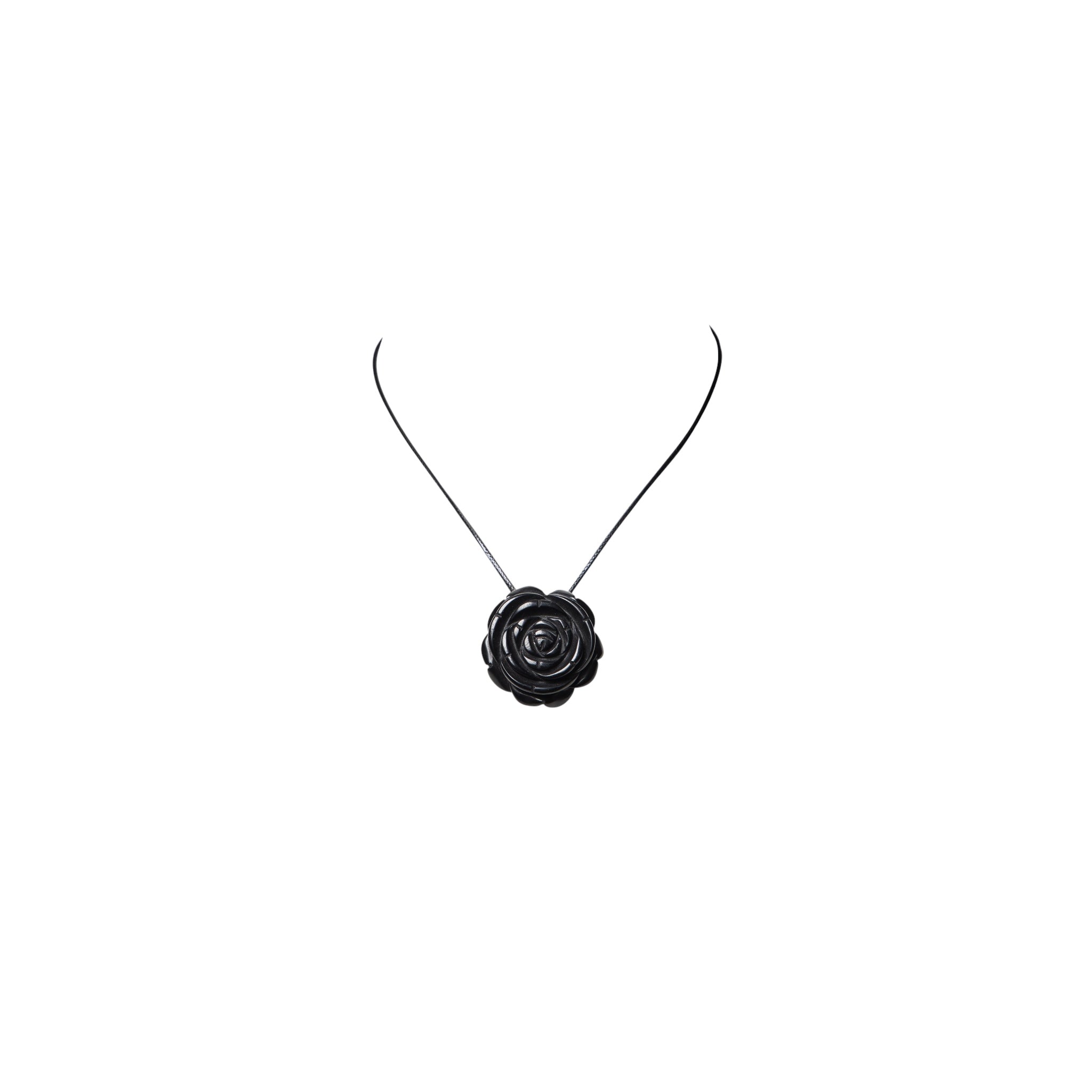 ROSALITA PENDANT NECKLACE