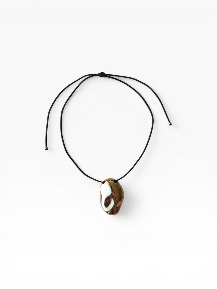 LYDIA PENDANT NECKLACE