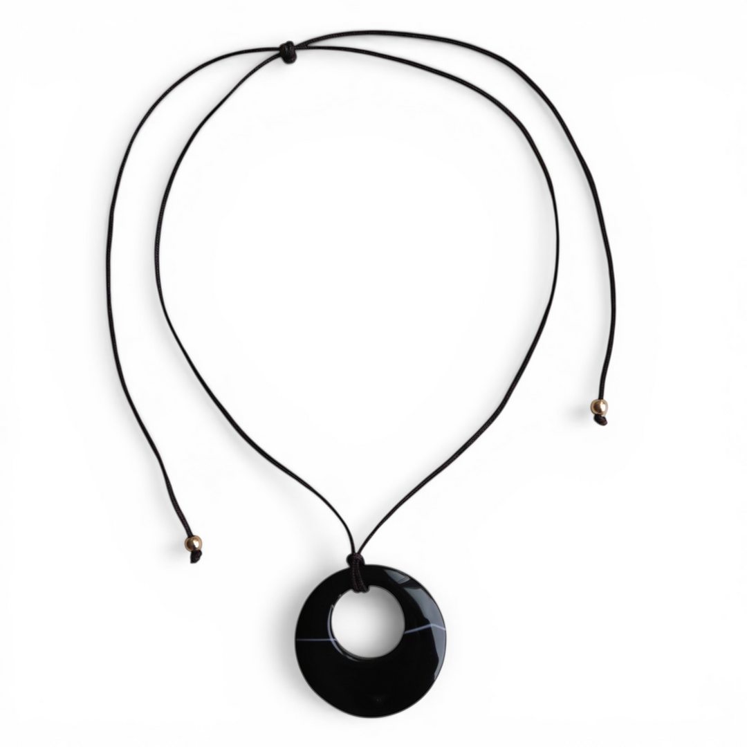 BLAKE PENDANT NECKLACE