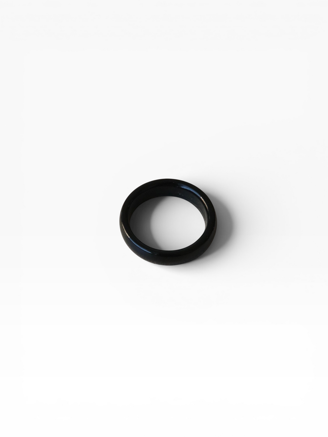 ONYX STRAP RING