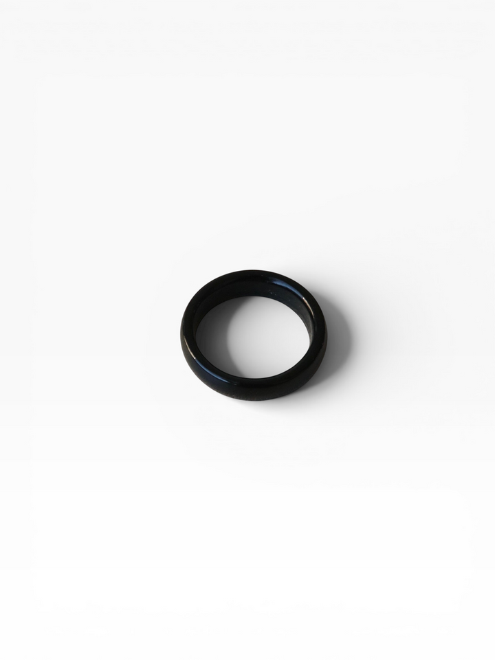 ONYX STRAP RING